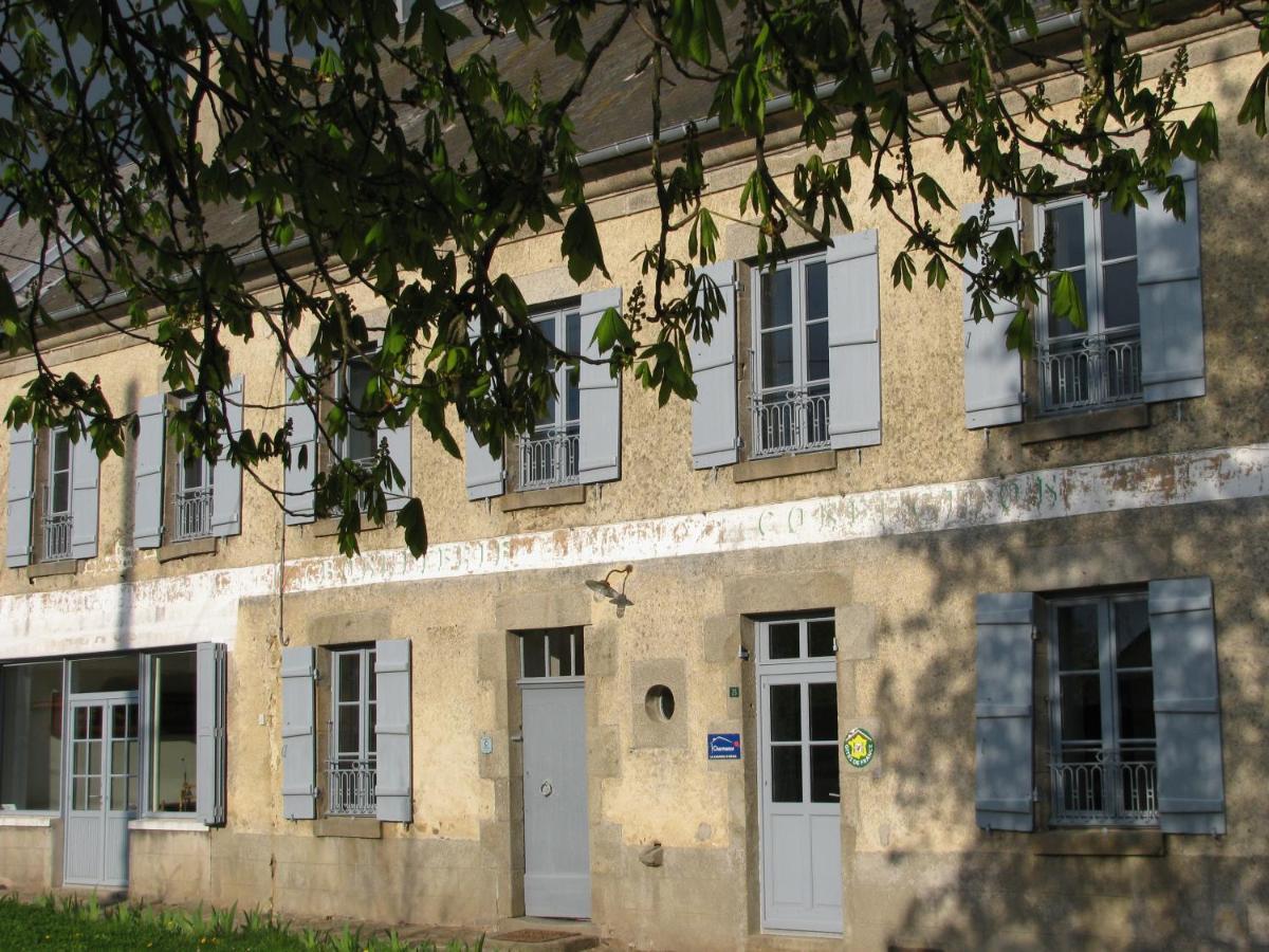 Chambres D'Hotes -B&B- La Bonneterie Montaigut-le-Blanc  Exterior foto